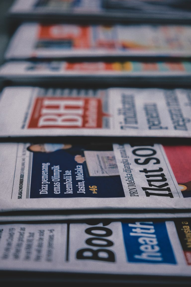 Dynamic Canyon Crest Newspaper Ads for Active Local Business Presence